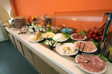 Best Western Palace Inn Hotel Ferrara 4*,